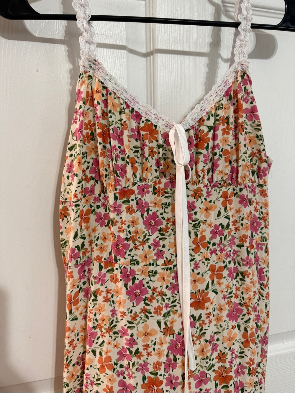 Floral Lace-Trim Chemise in Cream with Pink & Orange Floral Print
